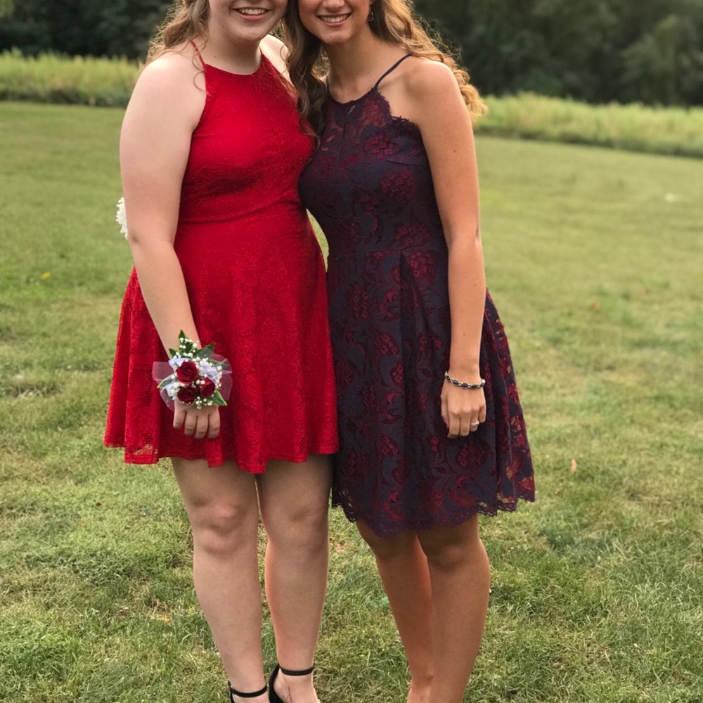 Francesca’s Dress - Picture 6 of 6